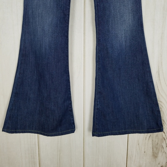 Y2K Flare Bell Bottom Jeans - Picture 5 of 9